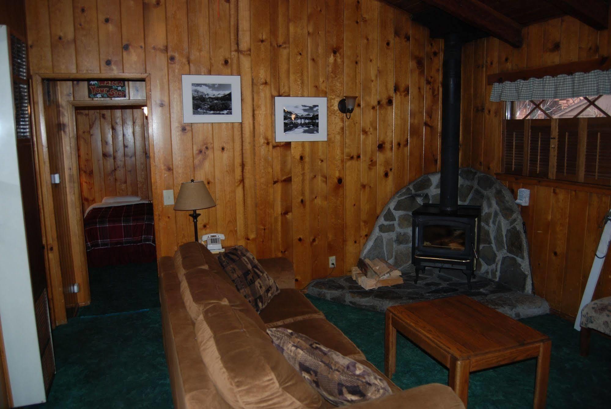 Edelweiss Lodge Mammoth Lakes Exterior photo
